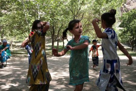 Tajik girls dancing. Photo courtesy of Jamila Haider.