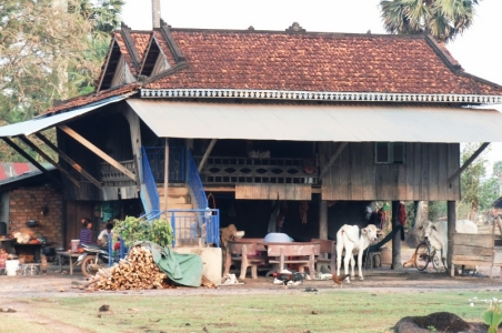 A household in Cambodia. Photo by Kristina Osbjer.